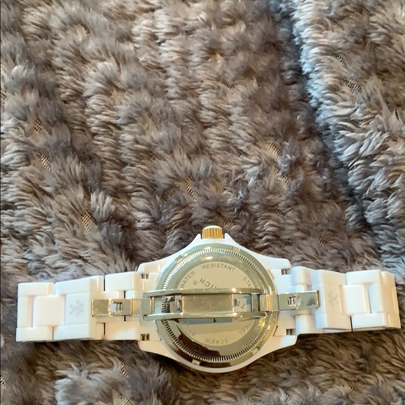 ToyWatch 🌞 - Picture 3 of 4